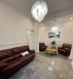 7 bedroom terraced house to rent, Richmond Road, Cardiff