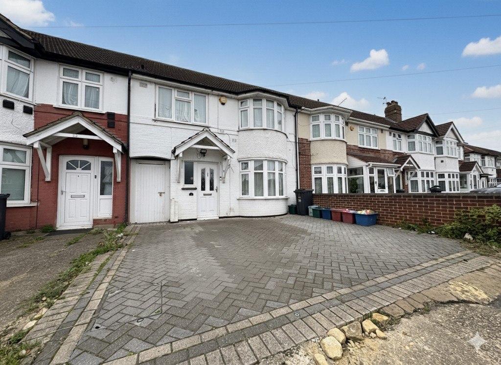 Extended terraced house for sale Ash Grove, Houns