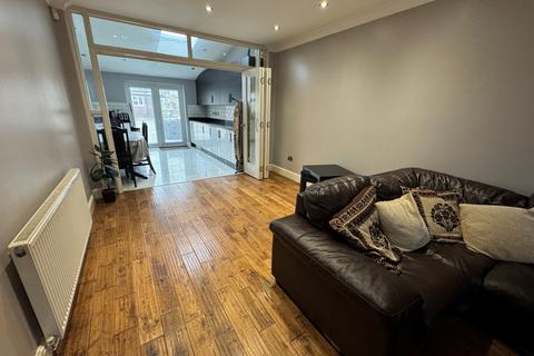 undefined, Ash Grove, Hounslow, TW5 9DR