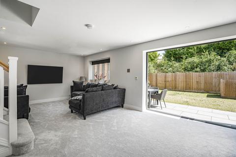 3 bedroom semi-detached house for sale, School Lane, Welwyn, AL6