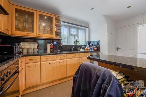 undefined, Brigadier Hill, London EN2