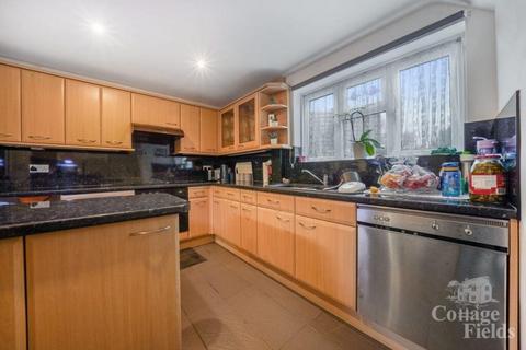 undefined, Brigadier Hill, London EN2