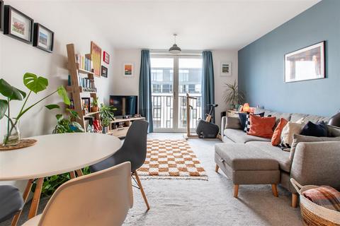 1 bedroom flat for sale, Victoria Bridge Road, Bath