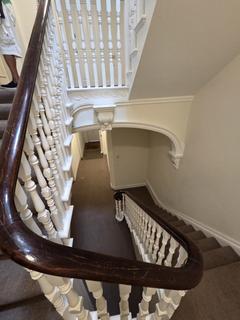 1 bedroom flat for sale, London SW2