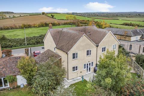 undefined, Hill Crest, Charndon, Bicester