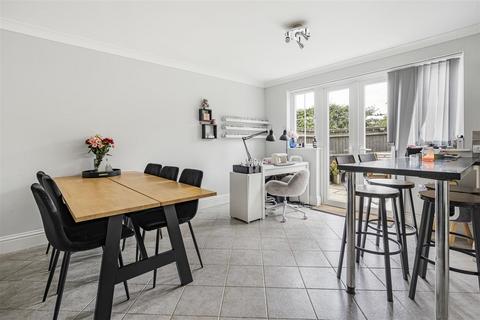 undefined, Hill Crest, Charndon, Bicester