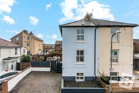 31 Albion Road, Gravesend, DA12 2SR