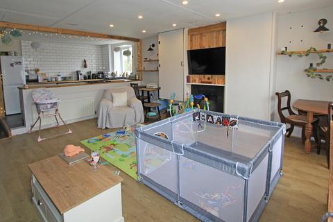 1 bedroom flat for sale, High Street, Alderney GY9