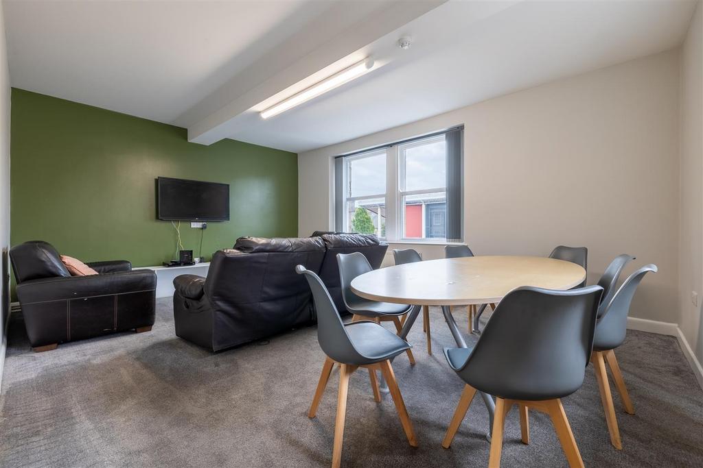 7 Cable Street 11.jpg