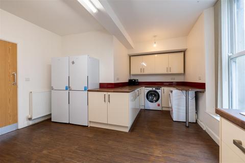 8 bedroom private hall to rent, Cable Street, Lancaster LA1