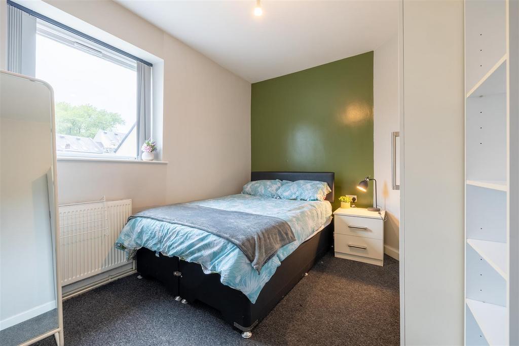 7 Cable Street 16.jpg