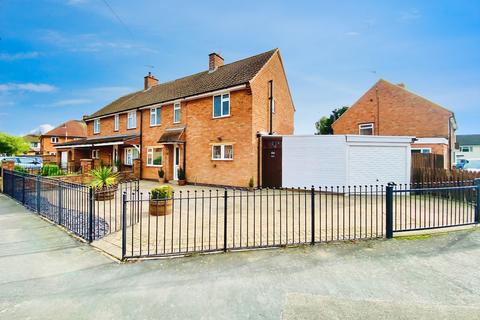 3 bedroom semi-detached house for sale, Mostyn Avenue, Syston, LE7