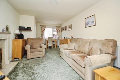 3 bedroom semi-detached house for sale, Mostyn Avenue, Syston, LE7