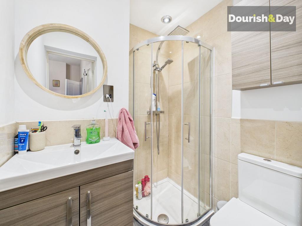 Ensuite Shower Room