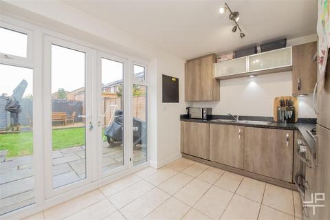 18 Baines Close, Leigh, WN7 4BP
