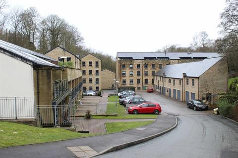 2 bedroom apartment to rent, Kinderlee Way, Chisworth, Glossop