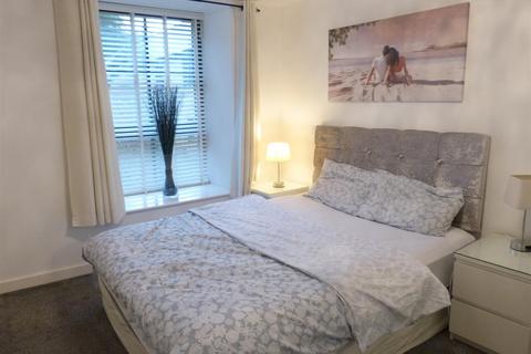2 bedroom apartment to rent, Kinderlee Way, Chisworth, Glossop