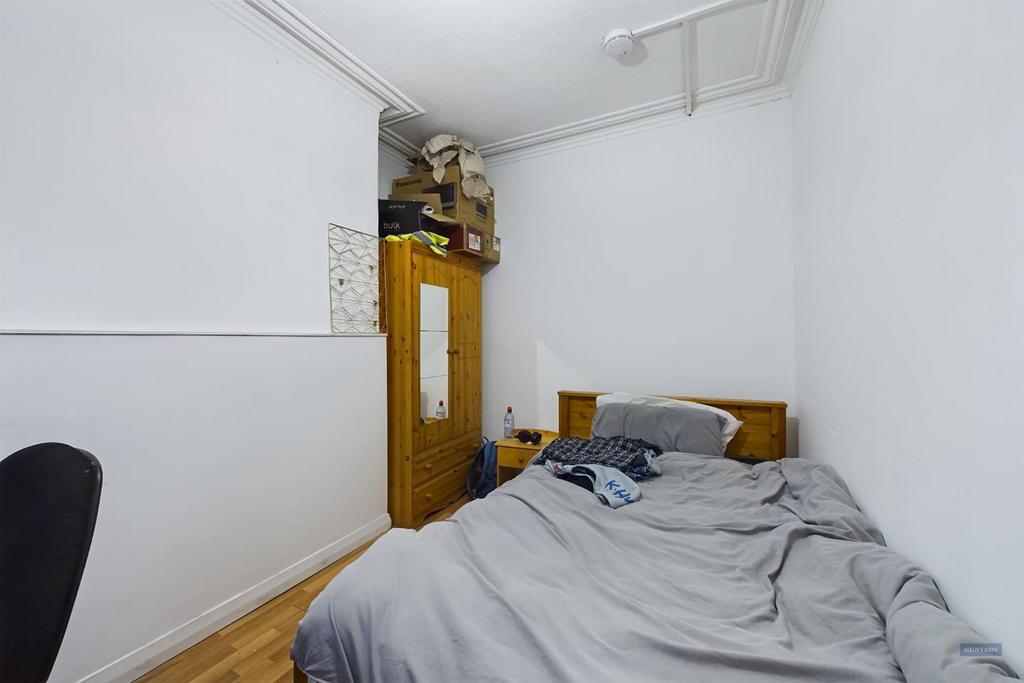 CAM01745 G0-PR0038-STILL013.jpg
