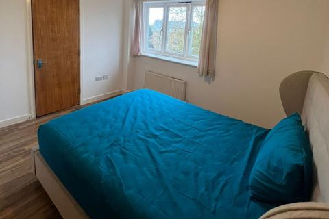 undefined, Ballinger Way, Northolt UB5