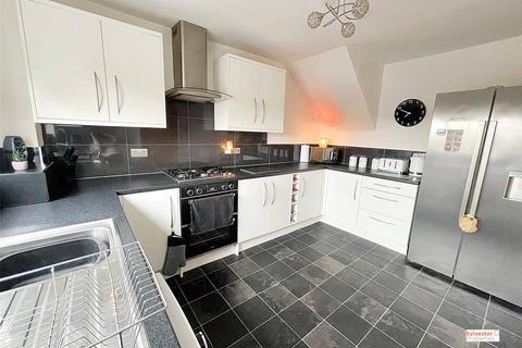 2 bedroom end of terrace house for sale, Brooke Close, Stanley, DH9
