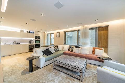 2 bedroom flat for sale, Still Walk, London SE1