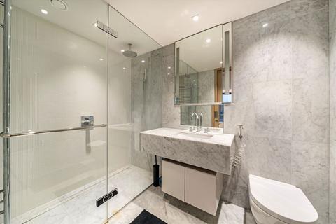 2 bedroom flat for sale, Still Walk, London SE1