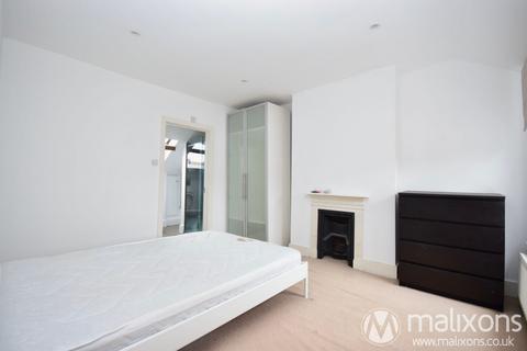 undefined, Links Road, London SW17