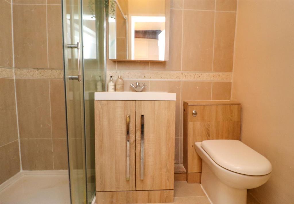 En Suite 1