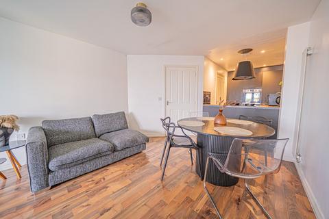 2 bedroom apartment for sale, Wharf Lane, Avery Court Wharf Lane, B91