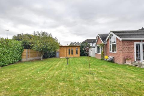 4 bedroom detached bungalow for sale, Lower Road, Woodchurch