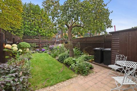 undefined, London, W4