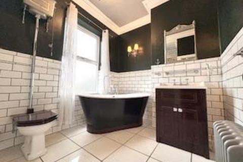4 bedroom semi-detached house for sale, Cheetham Hill Road, Dukinfield SK16