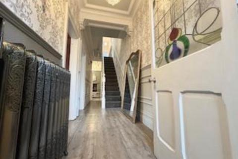 4 bedroom semi-detached house for sale, Cheetham Hill Road, Dukinfield SK16