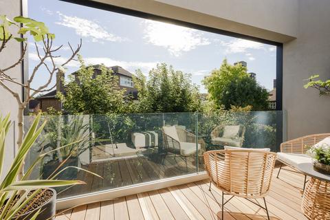 2 bedroom apartment for sale, London SW14
