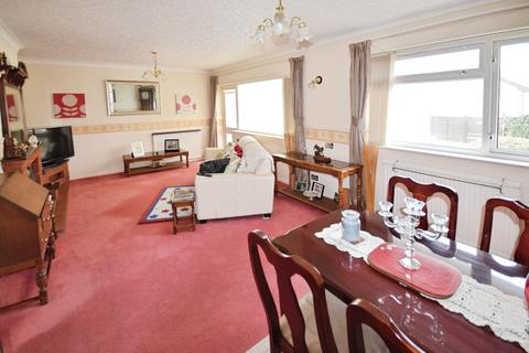 2 bedroom detached bungalow for sale, Beresford Avenue, Skegness PE25