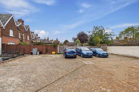 undefined, Military Road, Colchester