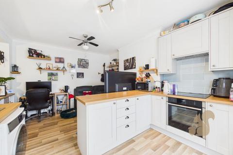 1 bedroom maisonette for sale, Military Road, Colchester