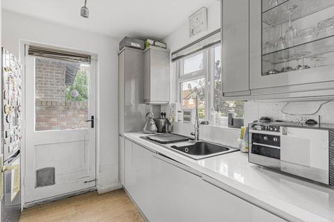 undefined, Claydon Drive, Croydon, CR0