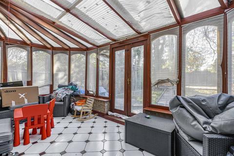 undefined, Claydon Drive, Croydon, CR0
