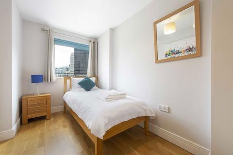 2 bedroom flat for sale, Aldersgate Street, London EC1A