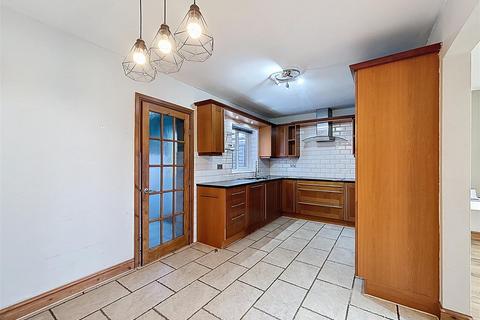 3 bedroom terraced house for sale, Arnold Lane West, Arnold, Hull