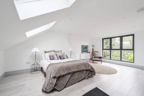 undefined, Boundary Road, Turnpike Lane, London, N22