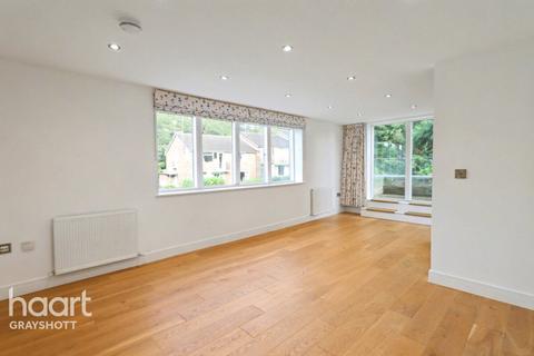 1 bedroom apartment for sale, Weydown Road, Haslemere