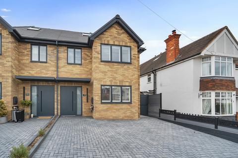 1 bedroom in a house share to rent, Courthouse Road, Maidenhead, SL6