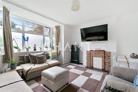 2 bedroom apartment for sale, Barrington Court, Colney Hatch Lane, London, N10