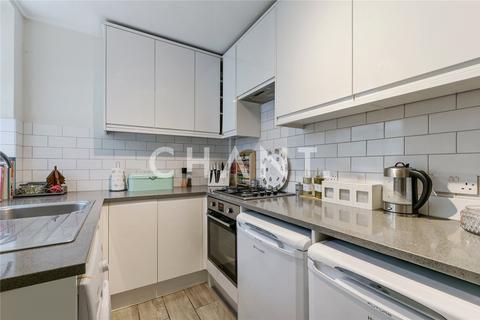 2 bedroom apartment for sale, Barrington Court, Colney Hatch Lane, London, N10