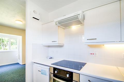 37 Lowdell Close, Yiewsley, West Drayton, UB7 8AZ