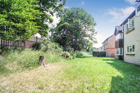 37 Lowdell Close, Yiewsley, West Drayton, UB7 8AZ