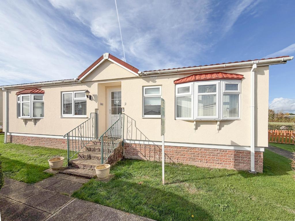 2 Bedroom Park Home for Sale