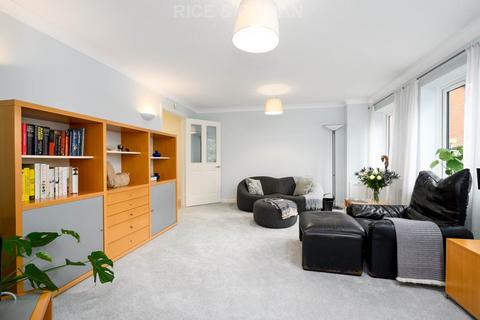 undefined, Udney Park Road, Teddington TW11